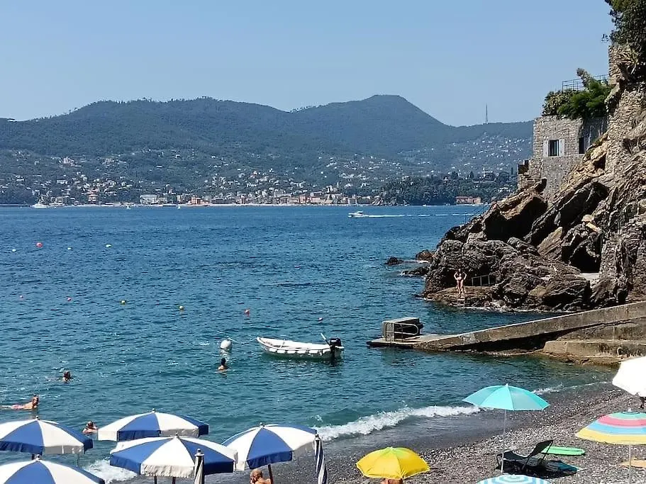 Marina Di Bardi Silvia'S Beach House Zoagli Italy